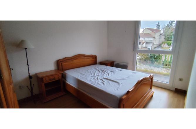 Appartement Aubusson F2 Meublé en Résidence avec garage - B
