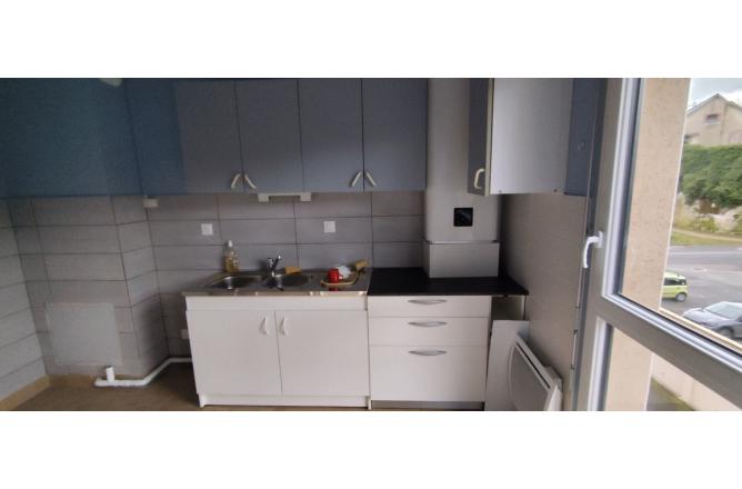 Appartement Aubusson F2 Meublé en Résidence avec garage - D
