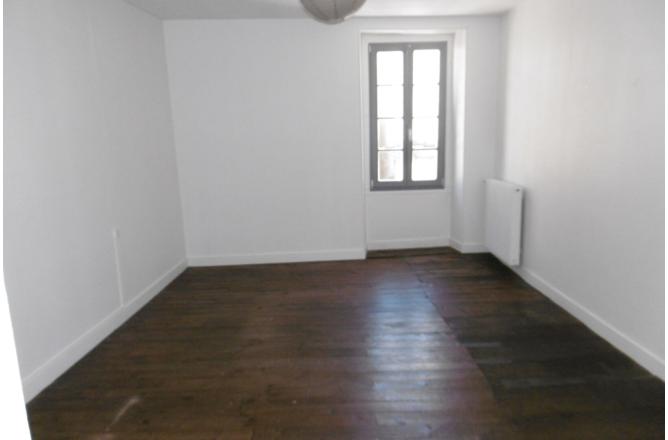 Appartement 2 chambres Centre ville Aubusson - C