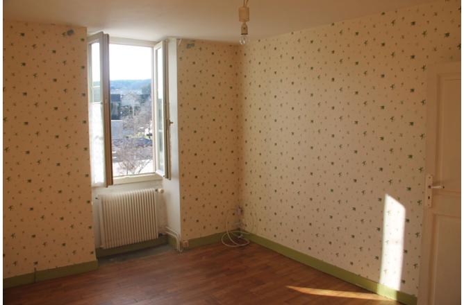Maison en centre ville d'Aubusson - F