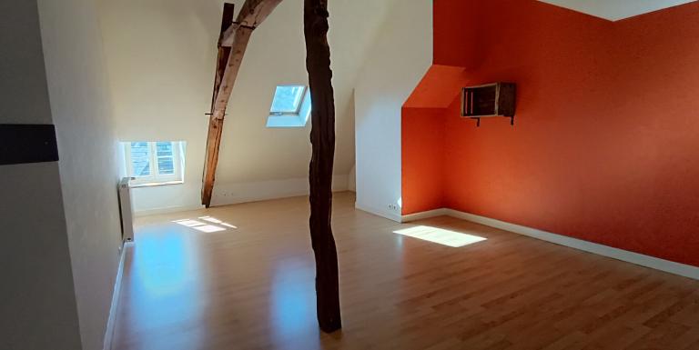 Appartement mansardé 90 m2 3 chambres