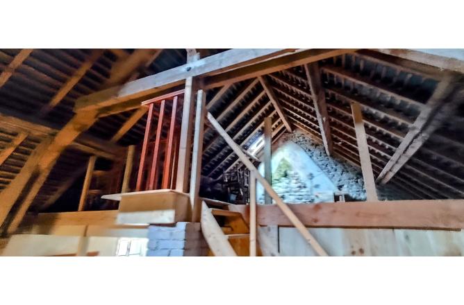 SUD CREUSE Maison en Pierre , Mezzanine, garage - B