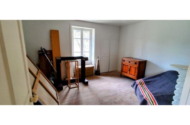 SUD CREUSE Maison en Pierre , Mezzanine, garage - D
