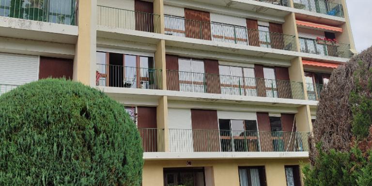 APPARTEMENT AVEC BALCON