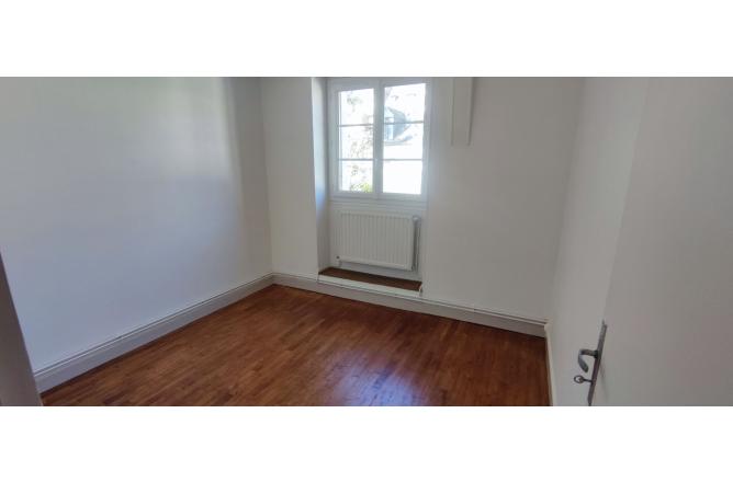 Appartement F2 centre ville quartier calme exposition SUD - B