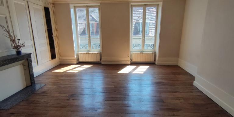 Appartement Centre ville 2 pièces , 62 m2