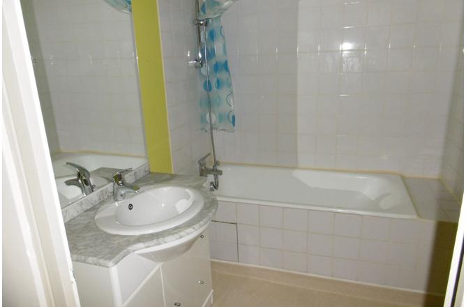 Appartement F2 Aubusson centre ville - D